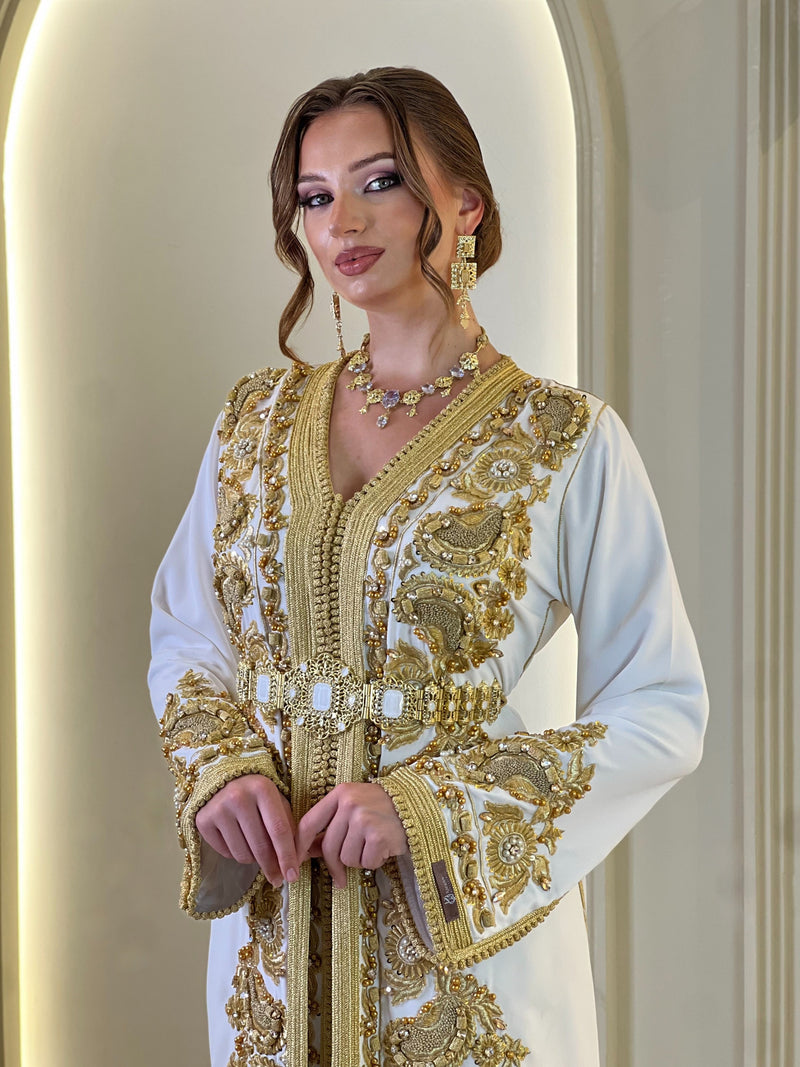 Takchita Amira exclusive