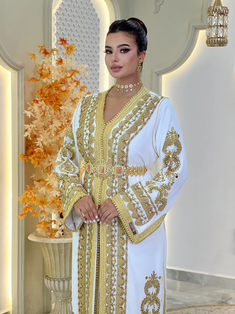 Takchita Manal en exclusivité