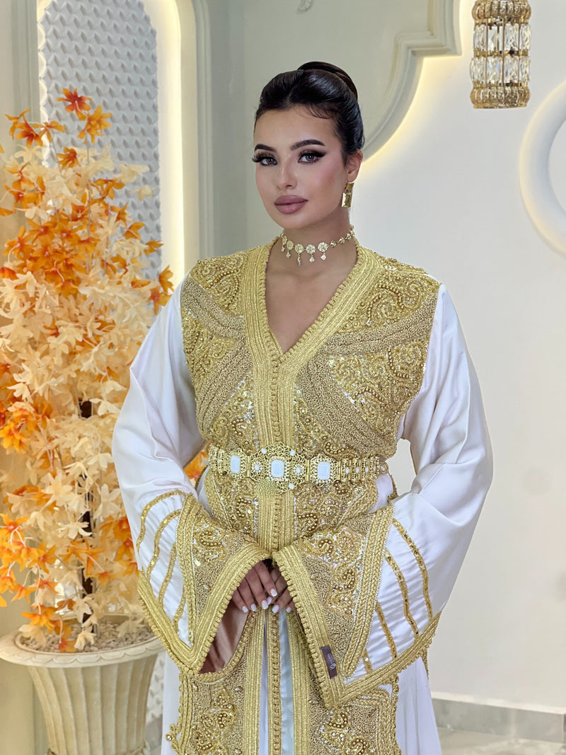 Takchita Dilara en exclusivité