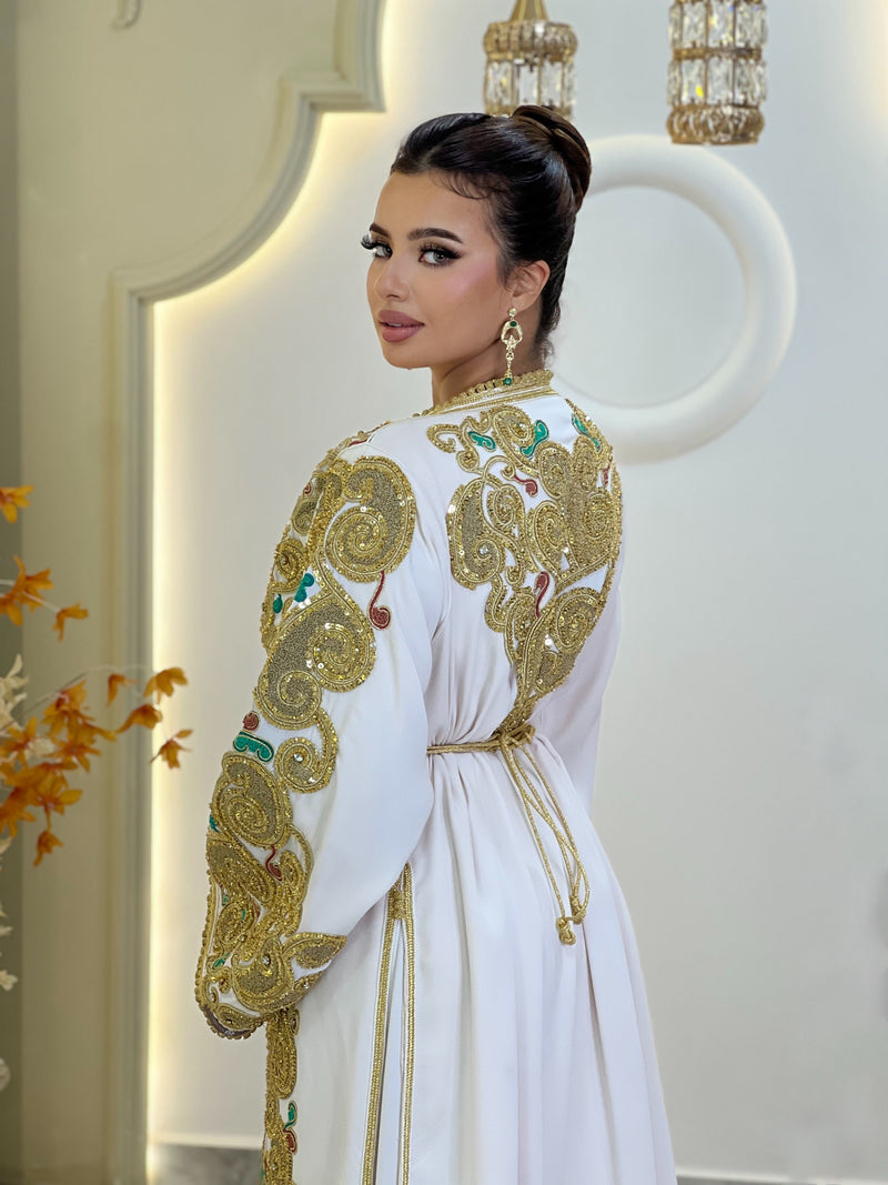 Takchita Alice en exclusivité