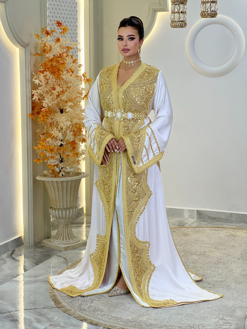 Takchita Dilara en exclusivité