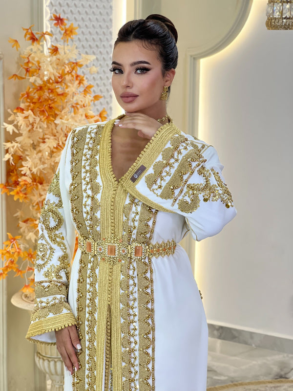 Takchita Manal en exclusivité