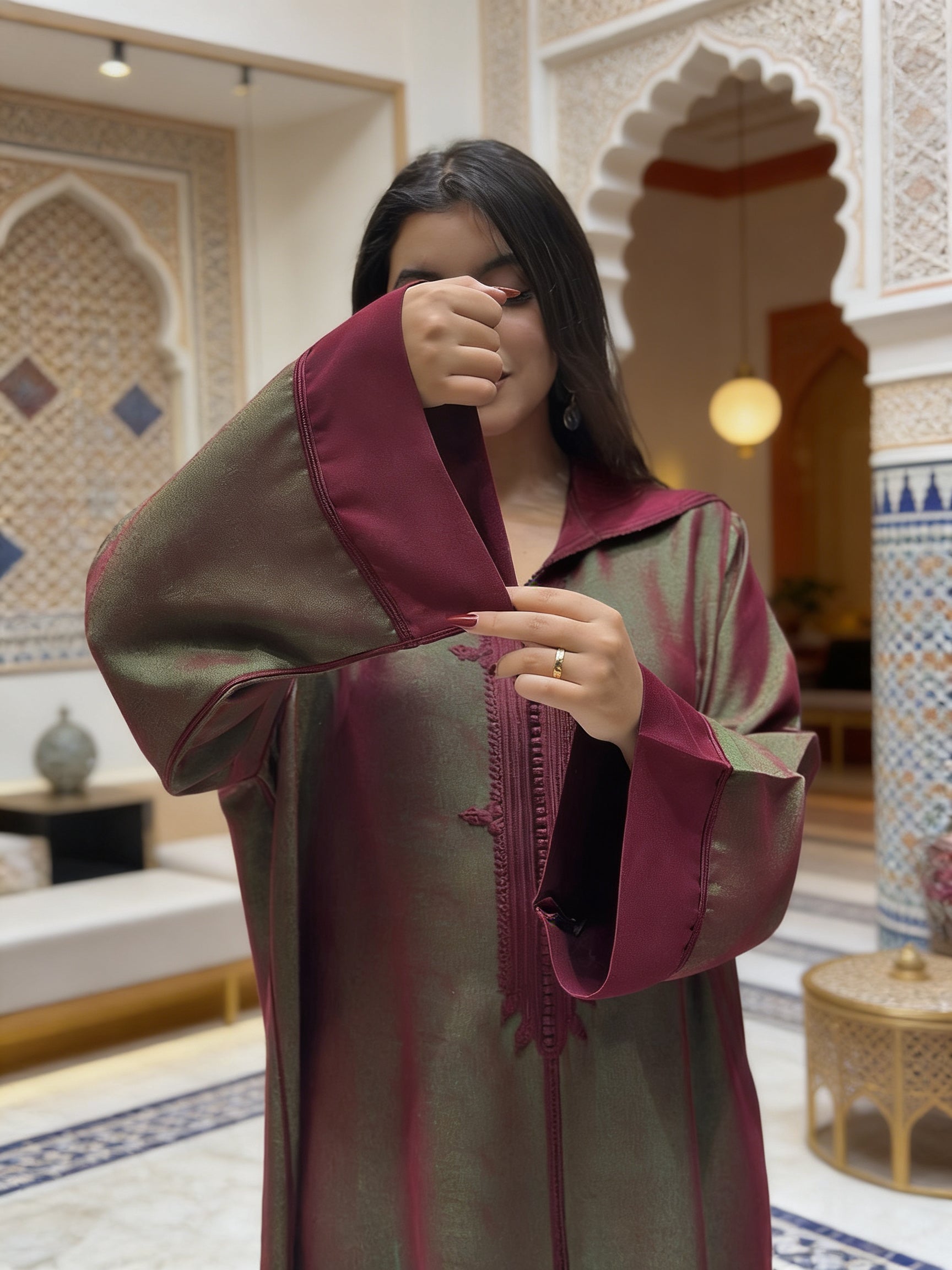 جلابة مليفة 2 فاص بوردو بالأخضر  بالزواق المعلم  فصالة عادية