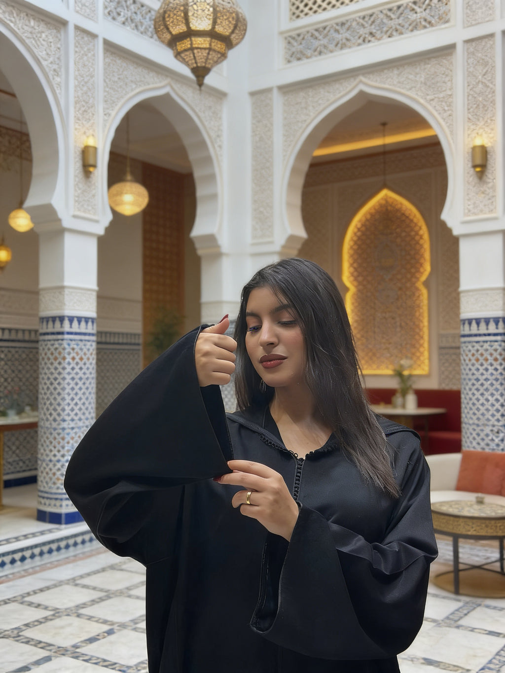 جلابة مليفة   فصالة مخزنية بالخراط  الخياطة البرشمان